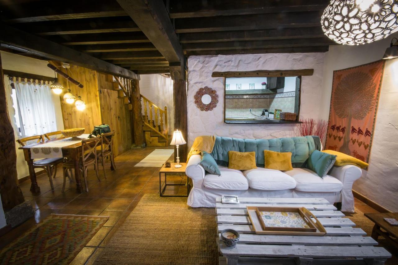 Casa Rural La Tenada Los Narros ภายนอก รูปภาพ